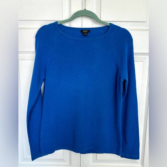 Prive 100% Cashmere Sapphire Blue Crew Neck Long Sleeved 100% Sweater-Size Med - Picture 10 of 10